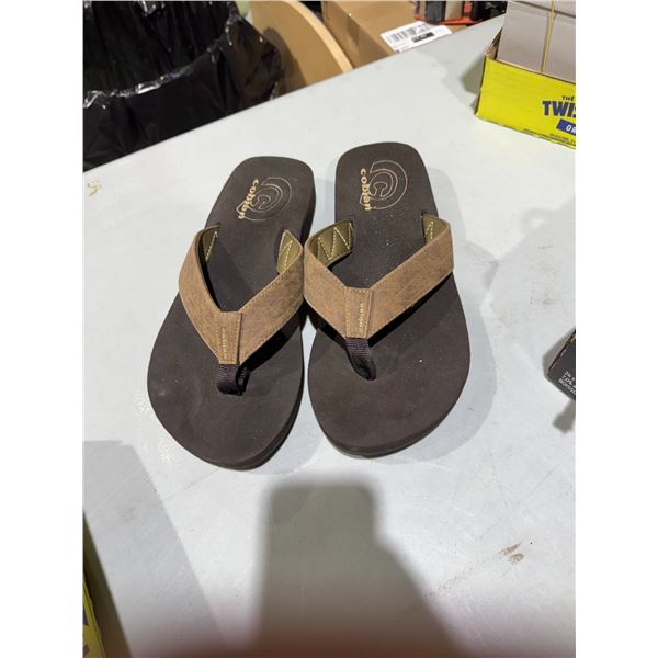 Sandals size 12