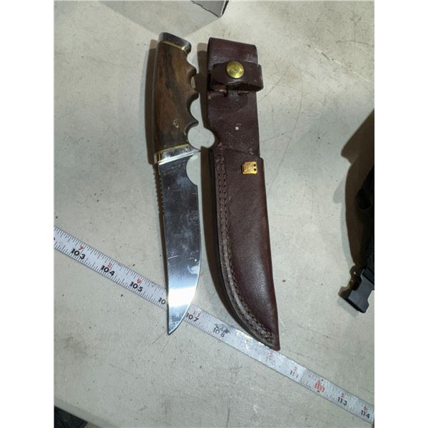 Gerber knife model 525