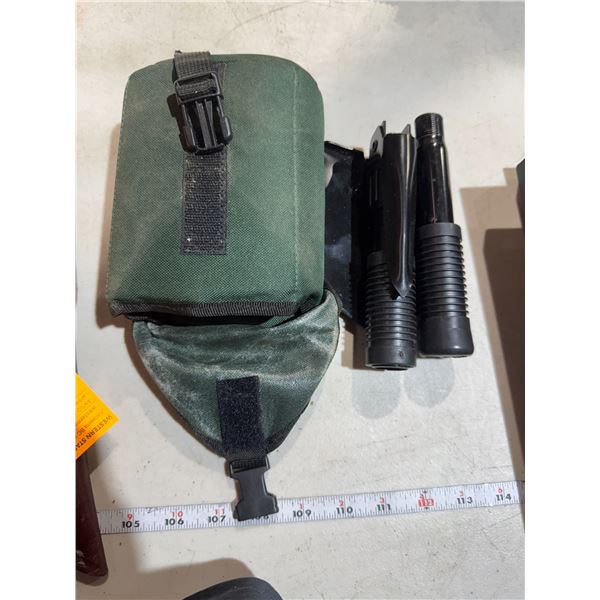 Folding shovel