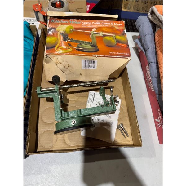 Apple peeler