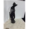 Image 1 : Lady figurine