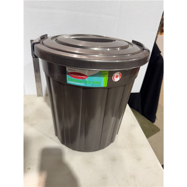 Garbage pail