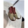Image 2 : Mid east shoes
