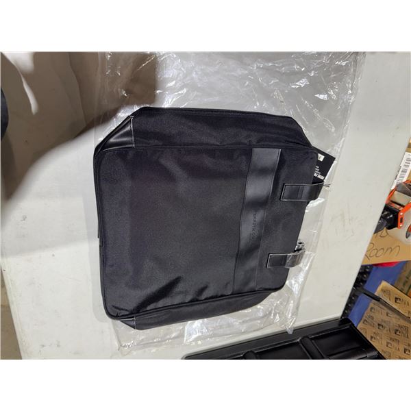 New Kenneth Cole tote bag