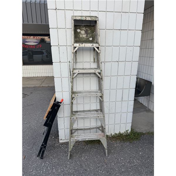 Ladder