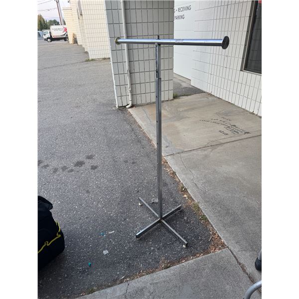 Clothing rack