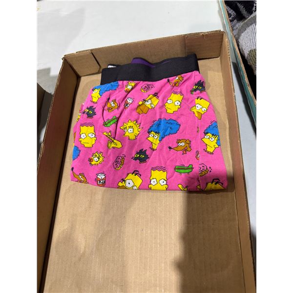 Simpson small box of shorts