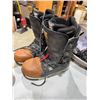 Image 1 : Snowboard boots, DC size 9.5
