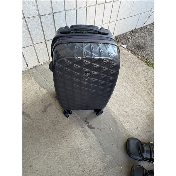 Heys four wheeled suitcase