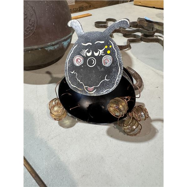 Cat decor