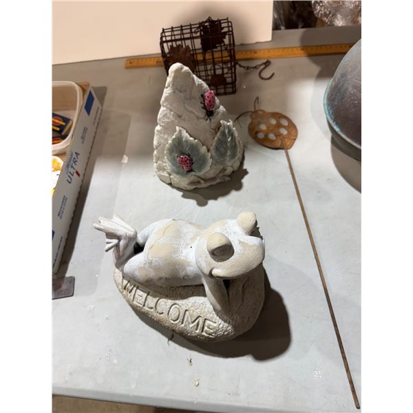 Garden decor