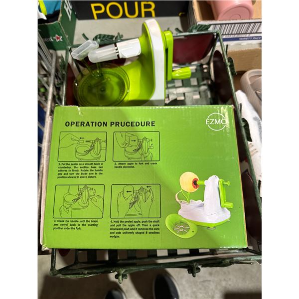 Apple peeler and Tray