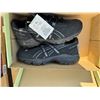 Image 1 : Size 7 shoes