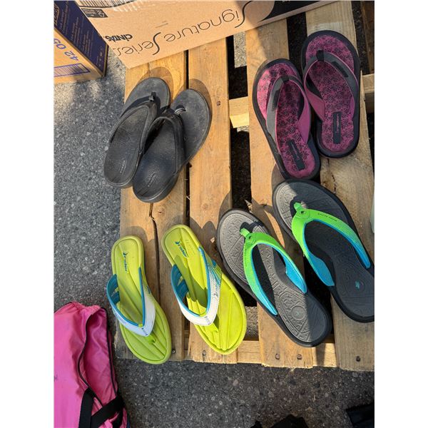 Slides  size 8 ish