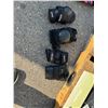 Image 1 : Protective gear
