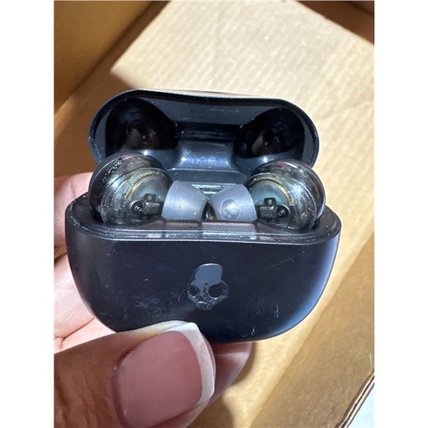 Earbuds