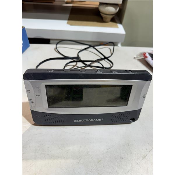 Electro home clock radio