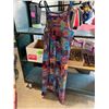 Image 1 : Size large an outfit