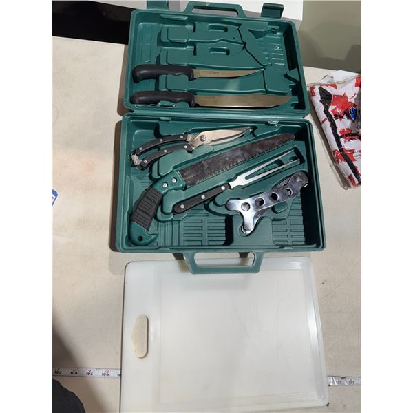 Knife and carving set
