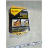 Image 1 : Mechanical broadhead sharpening system