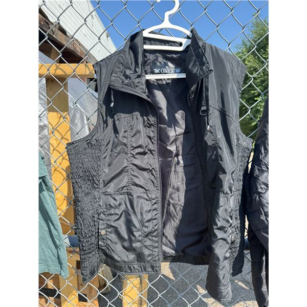Vest XL
