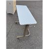 Image 2 : Rolling height adjustable table