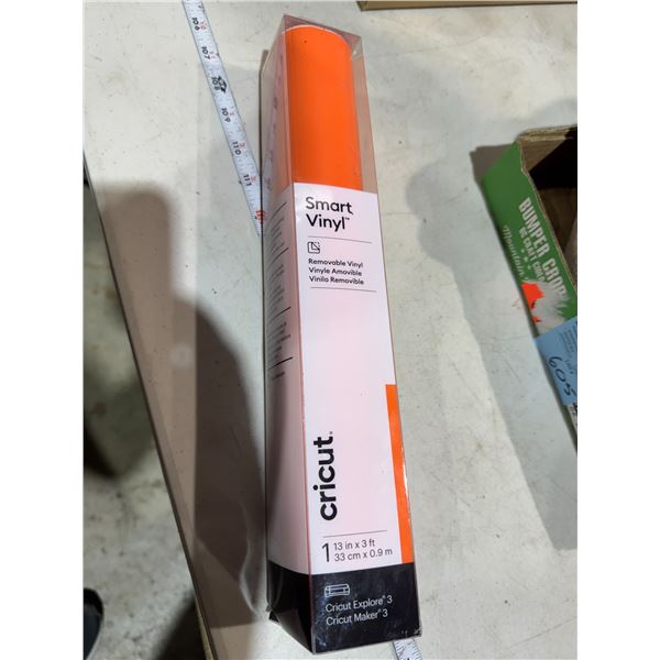 Cricut , smart vinyl