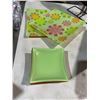 Image 1 : Serving plates and side plate