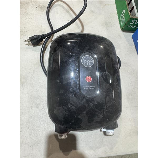 Electric instant water heater