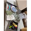 Image 1 : Kitchen items