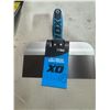 Image 1 : New taping knife, 10 inch