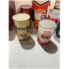 Image 5 : Vintage oil containers