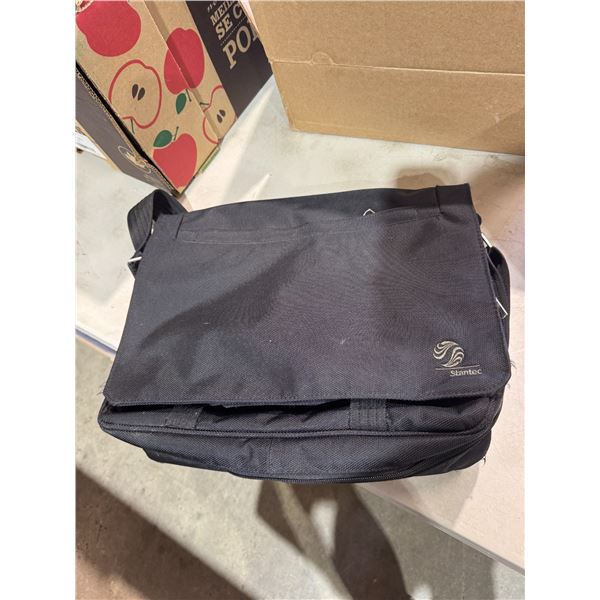Laptop bag