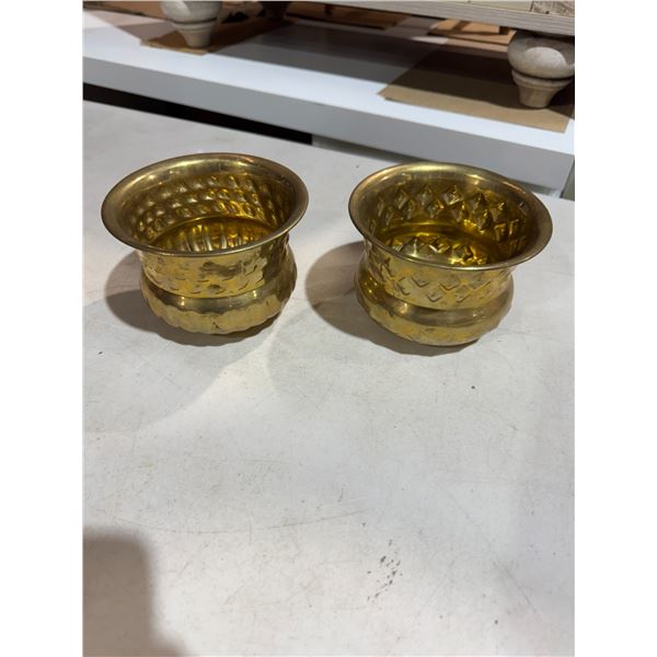 Small planters