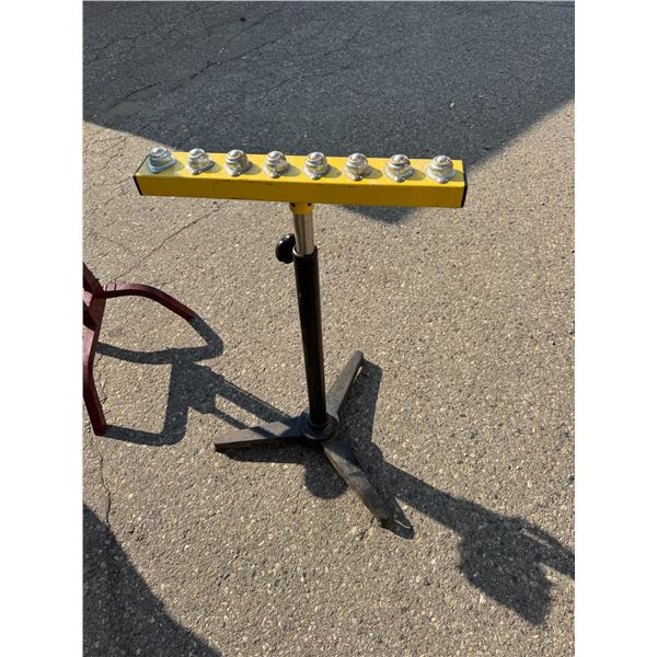 Roller stand