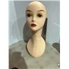 Image 1 : Mannequin head