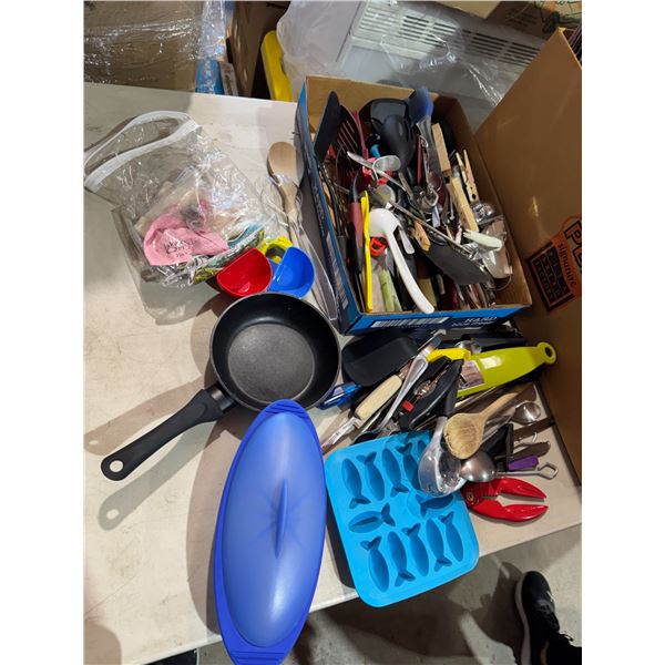 Kitchen items, utensils, etc.