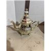 Image 1 : Silver plated teapot