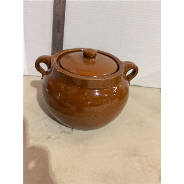 Medalta Bean pot number two