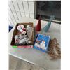 Image 1 : Dress your own snowman and other Christmas decor