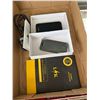 Image 1 : Phones and screen protectors