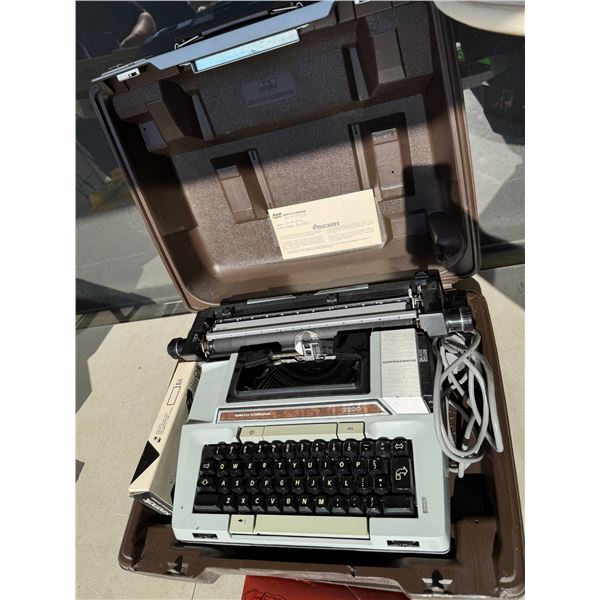 Smith Corona 2200 typewriter