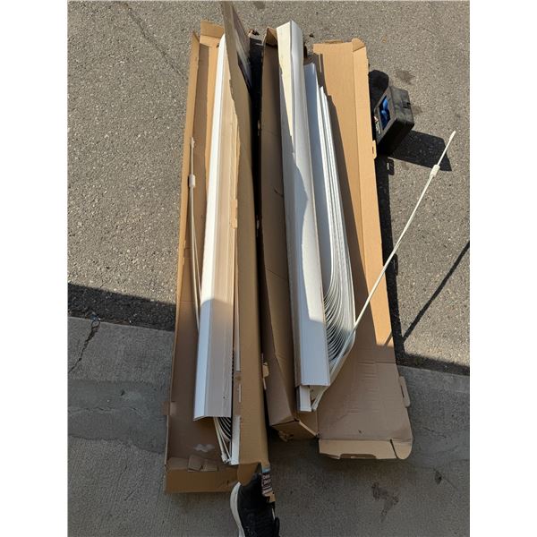 2 sets blinds