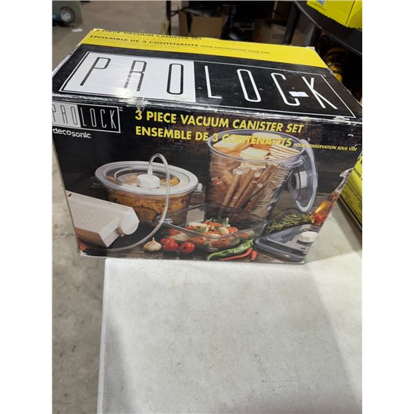 Three-piece vacuum canister set