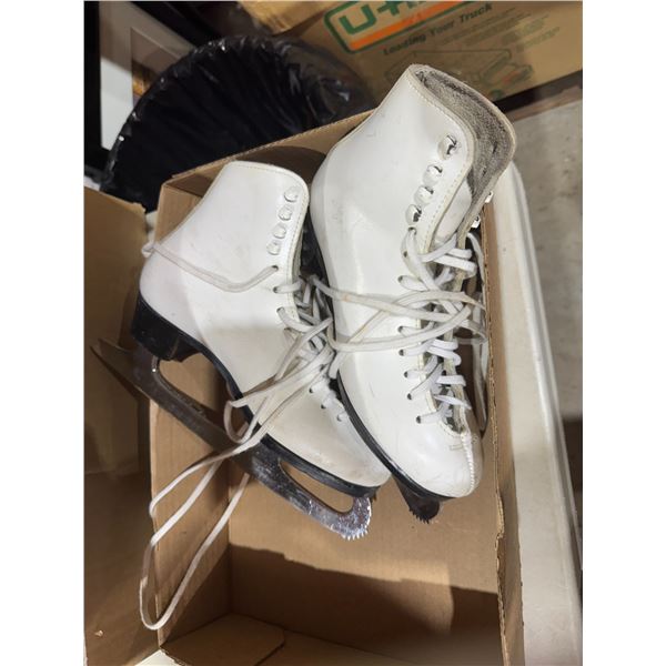 Figure skates size 5