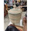 Image 1 : Lidded  basket