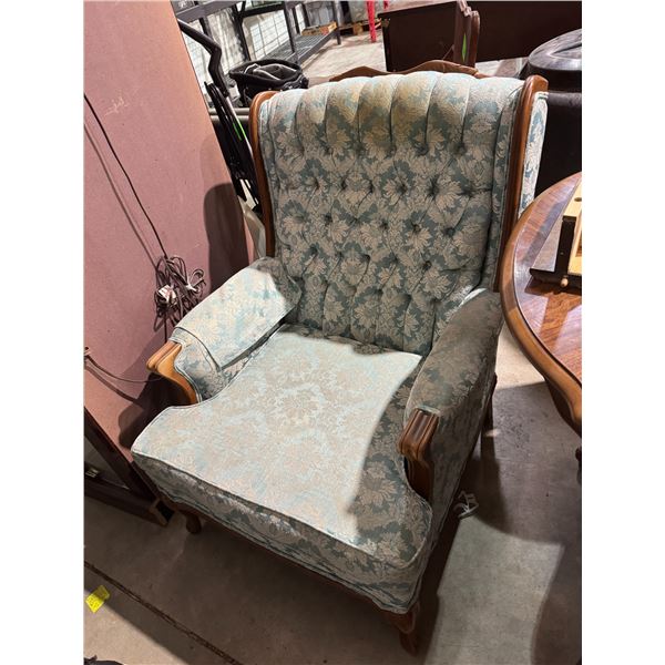 Accent chair