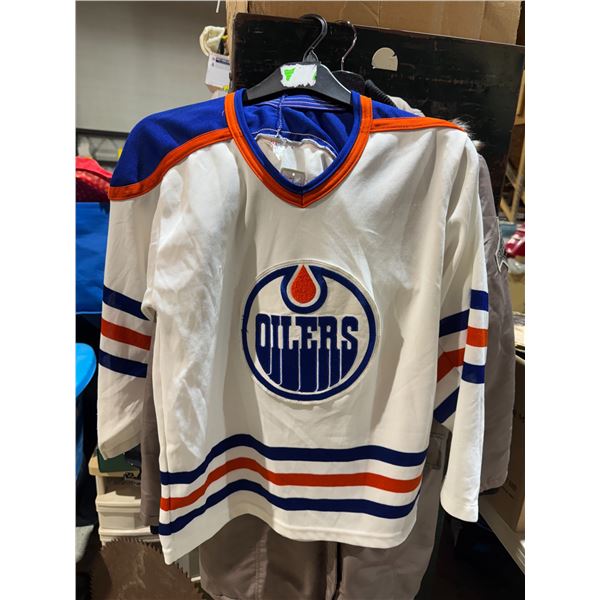 Oilers jersey size small