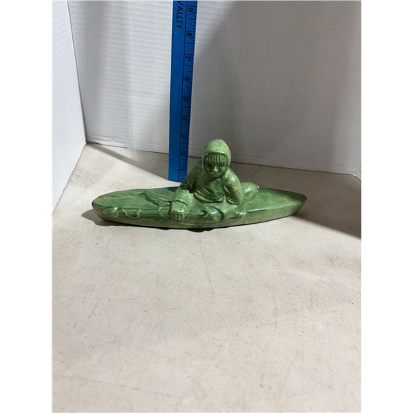 Figurine
