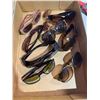 Image 1 : Assorted sunglasses